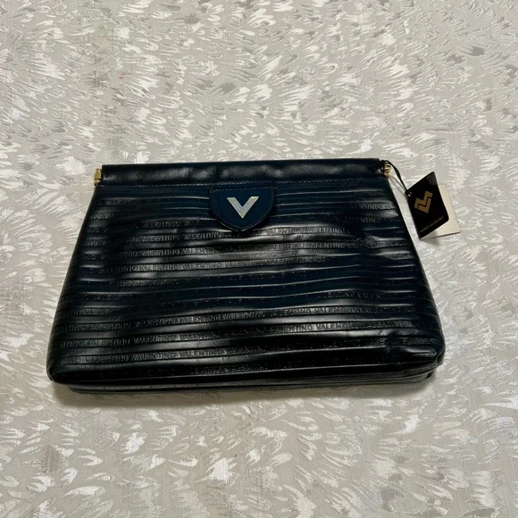 NWT Valentino Black Vintage Clutch - Picture 1 of 8